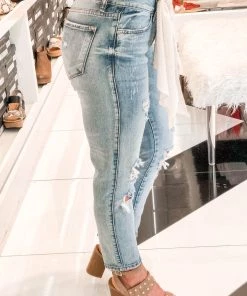 Kan Can Benny Mid Rise Girlfriend Jeans - Light Wash Women's Clothing 9 Kan Can Benny Mid Rise Girlfriend Jeans - Light Wash Women's Clothing