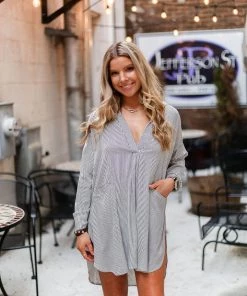 HYFVE Women's Clothing Black And White Pin Stripe Tunic Top 22 HYFVE Women's Clothing Black And White Pin Stripe Tunic Top