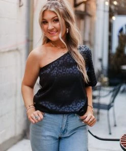 Entro Women's Clothing Black Leopard Silk One Shoulder Top