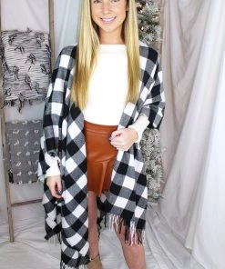 HYFVE Black And White Plaid Fringe Shawl Outerwear