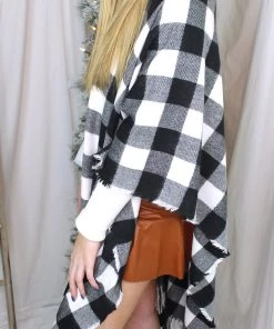 HYFVE Black And White Plaid Fringe Shawl Outerwear