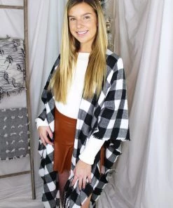 HYFVE Black And White Plaid Fringe Shawl Outerwear