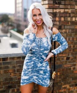 Blue Blush Women's Clothing Blue And White Tie Dye Ruched Mini Dress