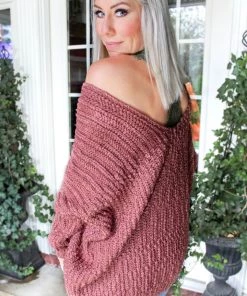 Wishlist Changing Seasons Knit Popcorn Sweater In Brick