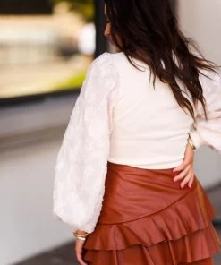 Flying Tomato Women's Clothing Cream Floral Puff Sleeve Fitted Blouse