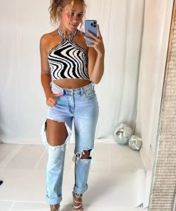 Blue Blush Women's Clothing White And Black Halter Neck Knit Top