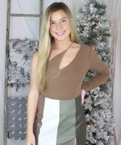 Le Lis Faux Leather Green Color Block Mini Skirt Women's Clothing