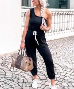 Le Lis Women's Clothing Jet Setter Black One Shoulder Jogger Jumpsuit 11 Le Lis Women's Clothing Jet Setter Black One Shoulder Jogger Jumpsuit