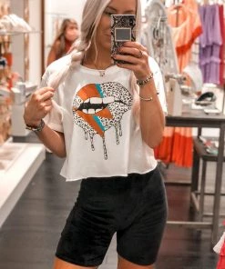 Le Lis Women's Clothing Leopard Dripping Lips Cropped Graphic Tee