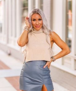 Le Lis Oatmeal Mock Neck Sleeveless Sweater Women's Clothing