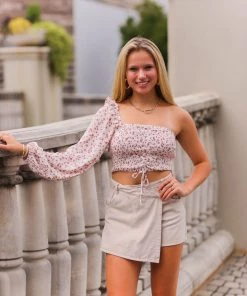 Le Lis Women's Clothing Pink Floral One Shoulder Smocked Blouse 9 Le Lis Women's Clothing Pink Floral One Shoulder Smocked Blouse