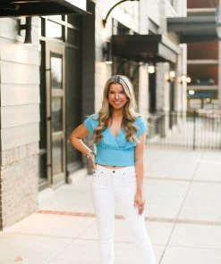 Do + Be Sleeveless Blue V-Neck Blouse