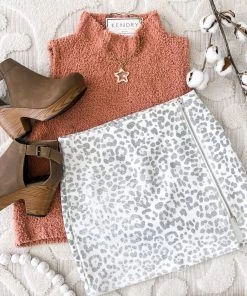 Le Lis Women's Clothing White Leopard Print Mini Skirt With Zipper