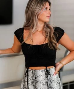 Cloud Ten White Python Faux Leather Mini Skort Women's Clothing