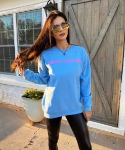 5 Boys Designer Inspired Snowflake Sweatshirt Women's Clothing