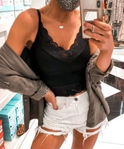 Dynamic Fashion Ribbed Lace Cropped Tank Top Loungewear